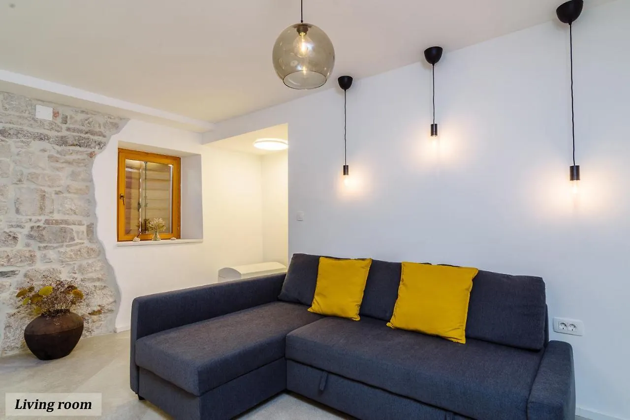 Charming Apartment Petrus **** Trogir Croatia