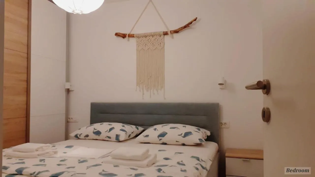 Charming Apartment Petrus **** Trogir