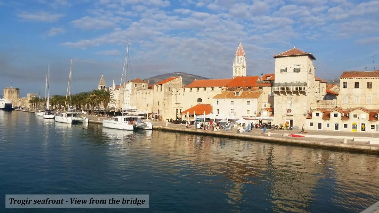 Charming Apartment Petrus **** Trogir Chorvatsko